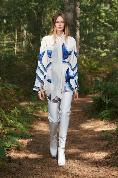 Look 6